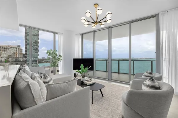 $9,950 | 2900 Northeast 7th Avenue, Unit 1002, Miami, FL 33137