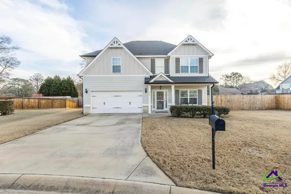 $2,600 | 209 Adirondac Way, Bonaire, GA 31005