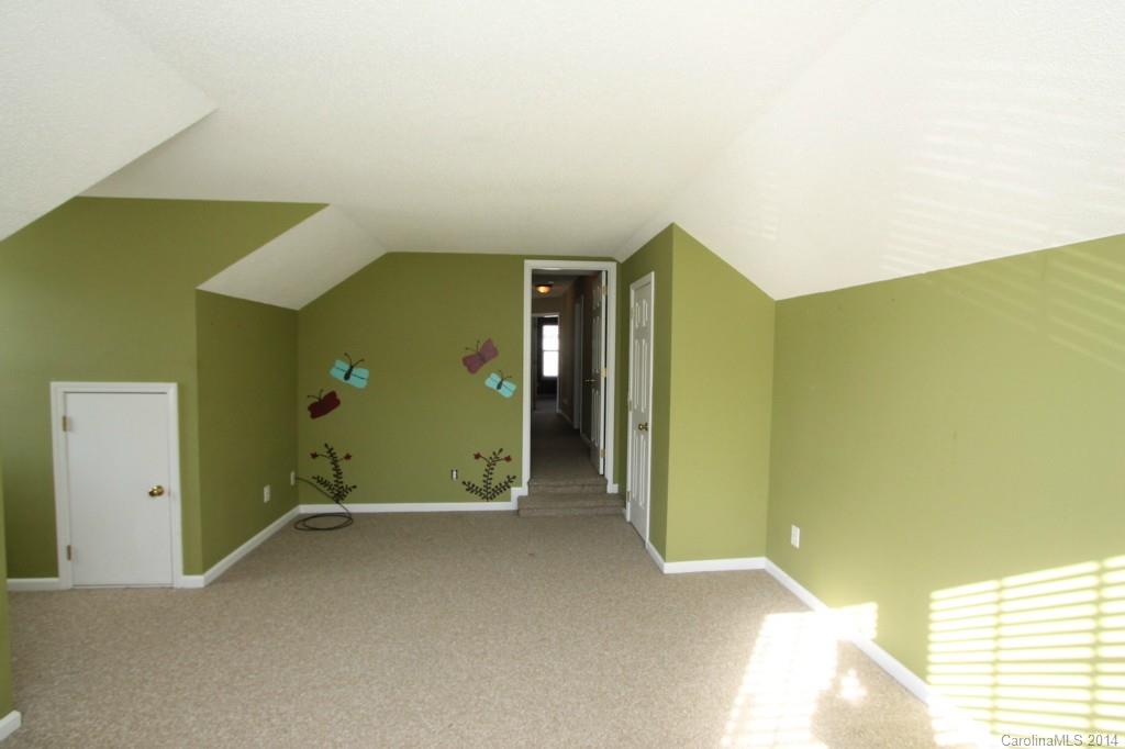 1906 Misty Vale Road Charlotte, NC 28214 - Photo 15 of 20 Gallery Image 15