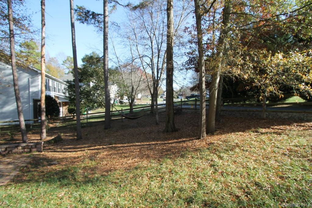 1906 Misty Vale Road Charlotte, NC 28214 - Photo 19 of 20 Gallery Image 19