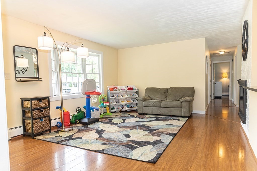 14 Cornell Road Beverly, MA 01915 - Photo 7 of 25 Gallery Image 7