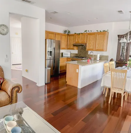 $4,200 | 9454 Capricorn Way, San Diego, CA 92126