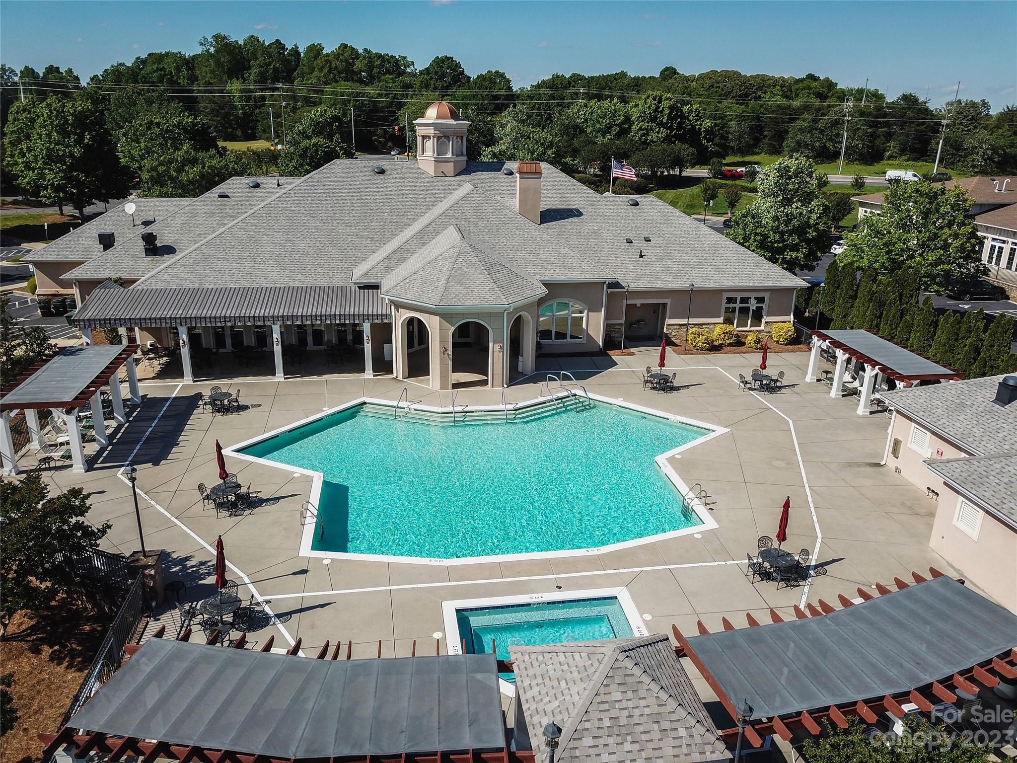 662 Amethyst Circle Fort Mill, SC 29708 - Photo 31 of 34 an aerial view of a house with swimming pool and patio