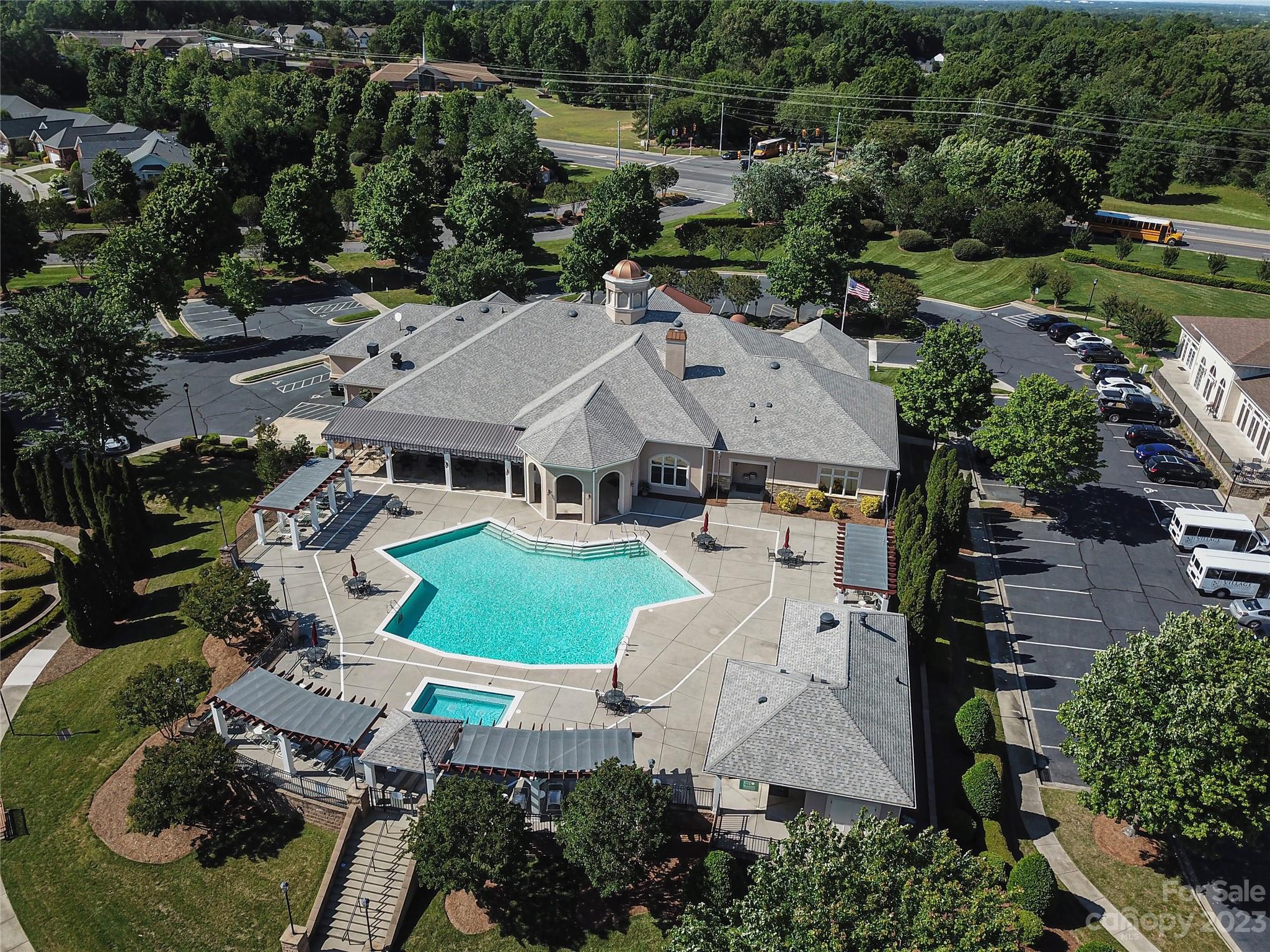 662 Amethyst Circle Fort Mill, SC 29708 - Photo 34 of 34 an aerial view of multiple houses with yard
