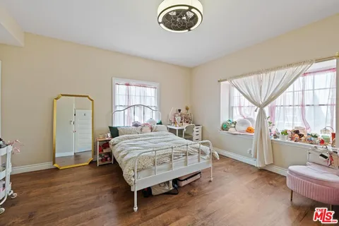 a view of a walk in closet