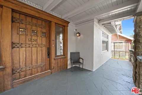 a view of an entryway