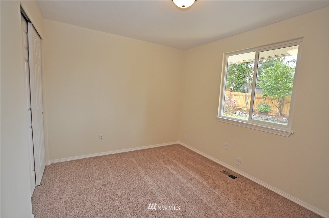 2918 Crystal Springs Road West University Place, WA 98466 - Photo 15 of 24 Gallery Image 15