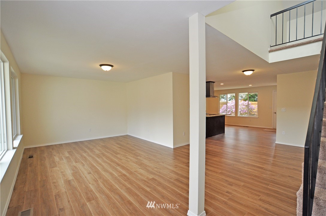 2918 Crystal Springs Road West University Place, WA 98466 - Photo 3 of 24 Gallery Image 3