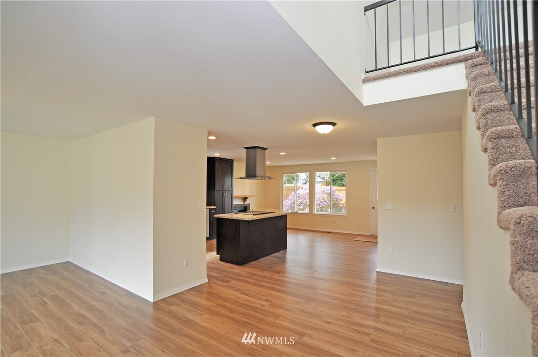 2918 Crystal Springs Road West University Place, WA 98466 - Photo 4 of 24 Gallery Image 4