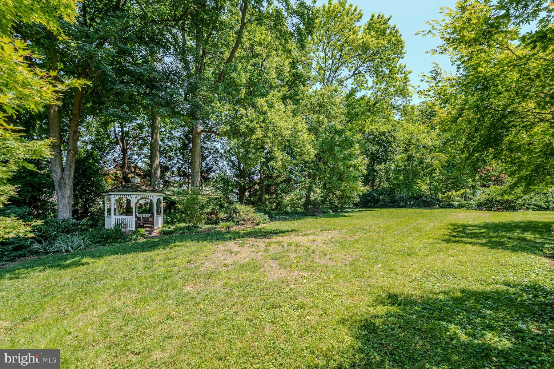 208 Edwards Ferry Road Northeast Leesburg, VA 20176 - Photo 69 of 76