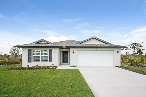$1,995 | 2910 61st Street West, Lehigh Acres, FL 33971