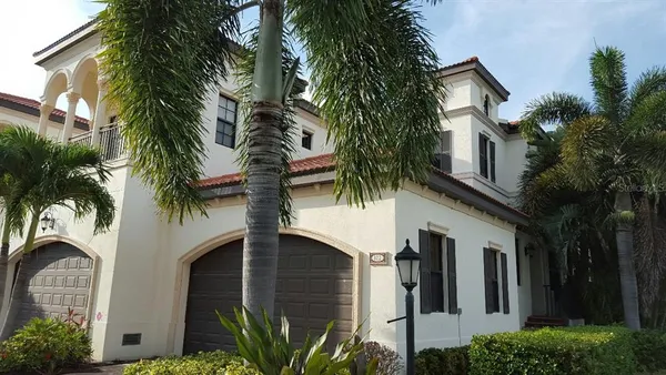 $3,995 | 5508 Summit Pointe Circle, Unit 104, Bradenton, FL 34210