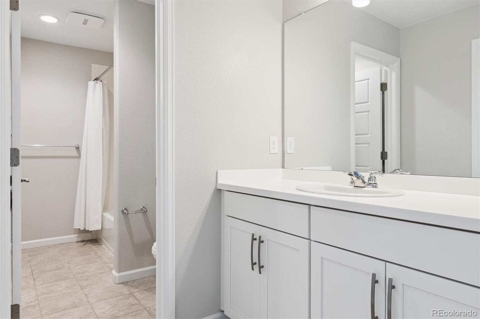 6374 Medera Way Castle Pines, CO 80108 - Photo 21 of 42