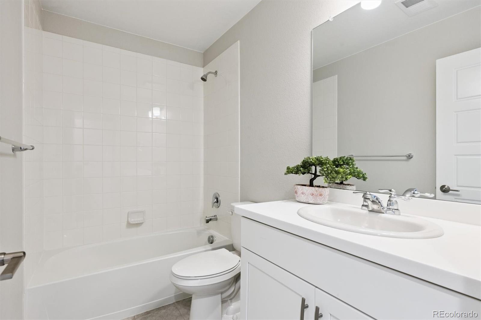 6374 Medera Way Castle Pines, CO 80108 - Photo 23 of 42