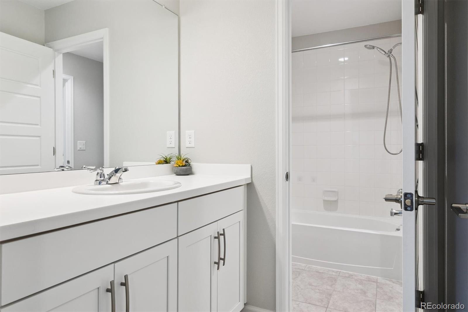 6374 Medera Way Castle Pines, CO 80108 - Photo 32 of 42