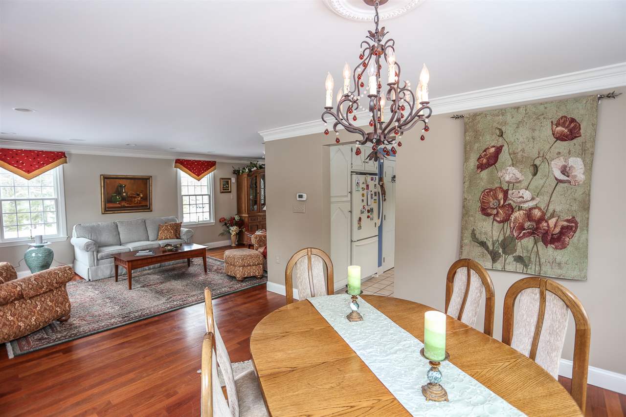 64 Jenkins Road Bedford, NH 03110 - Photo 19 of 39