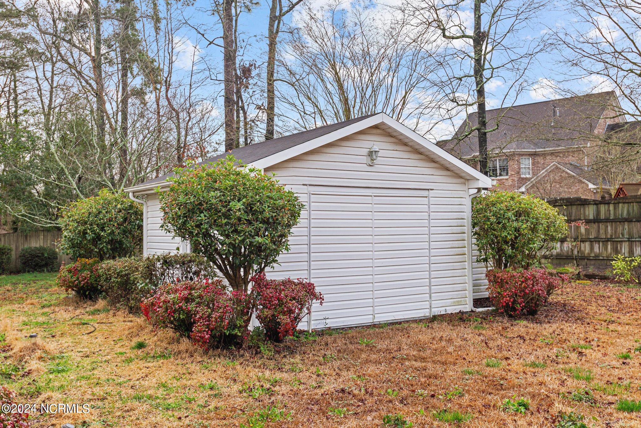 304 Prince Road Greenville, NC 27858 - Photo 26 of 26 42-web-or-mls-DSC_8290