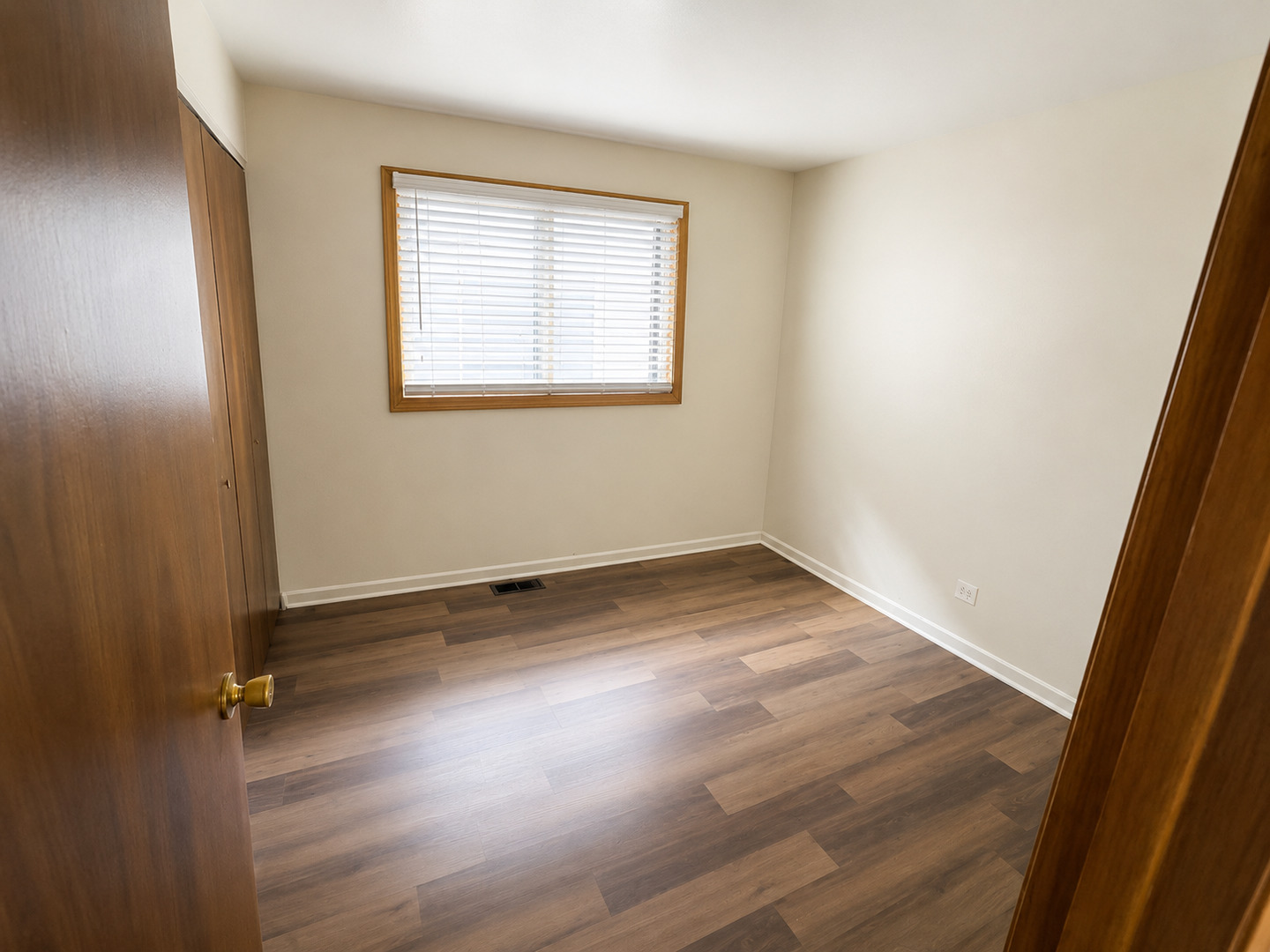 18149 Ravisloe Terrace Country Club Hills, IL 60478 - Photo 7 of 12