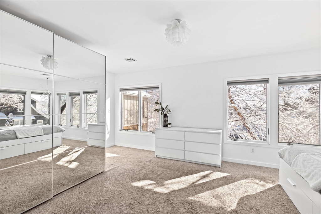 71 Wiswall Road Newton, MA 02459 - Photo 21 of 37
