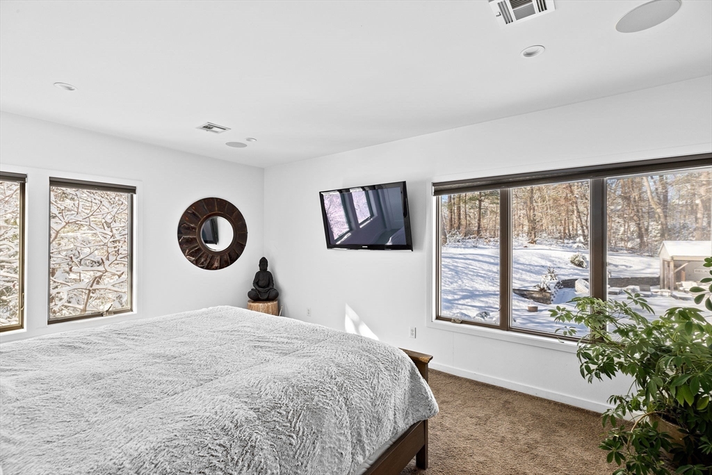 71 Wiswall Road Newton, MA 02459 - Photo 24 of 37