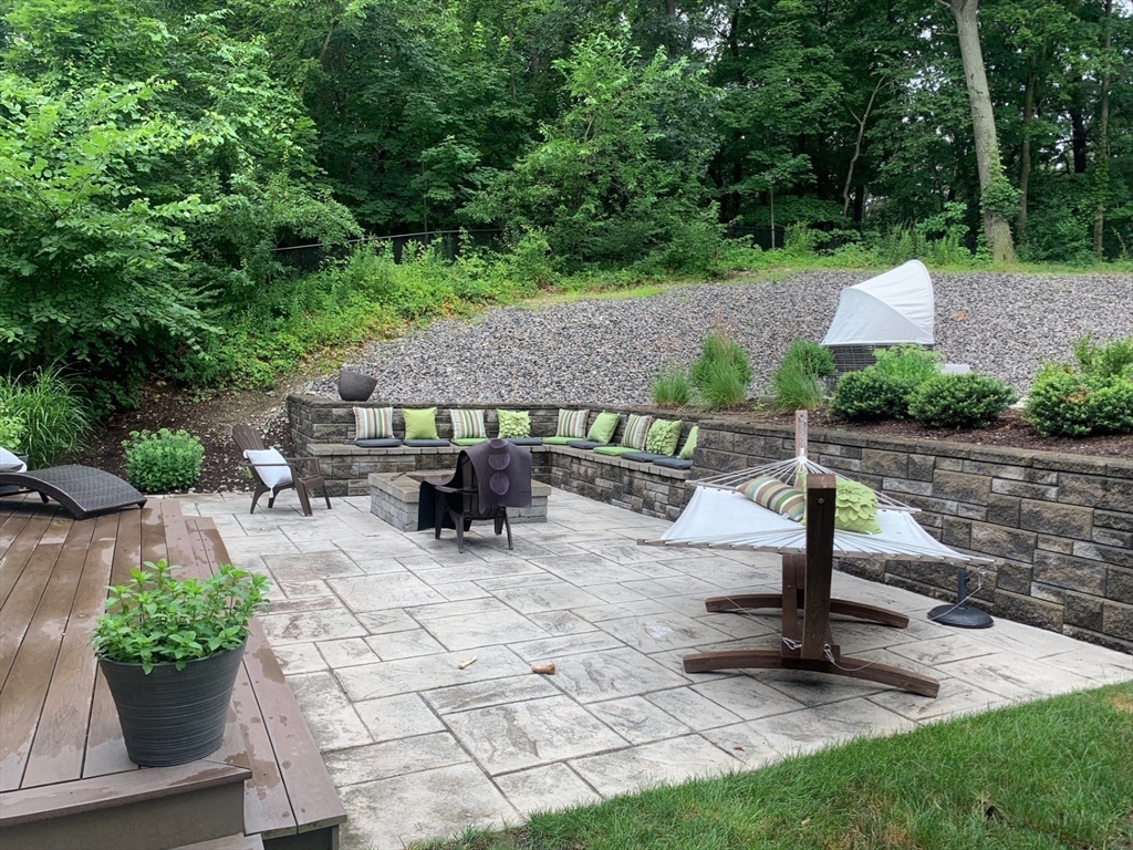 71 Wiswall Road Newton, MA 02459 - Photo 35 of 37