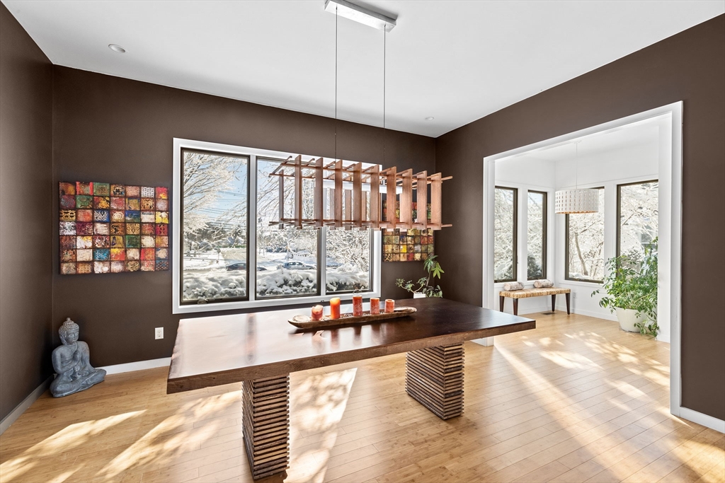 71 Wiswall Road Newton, MA 02459 - Photo 8 of 37