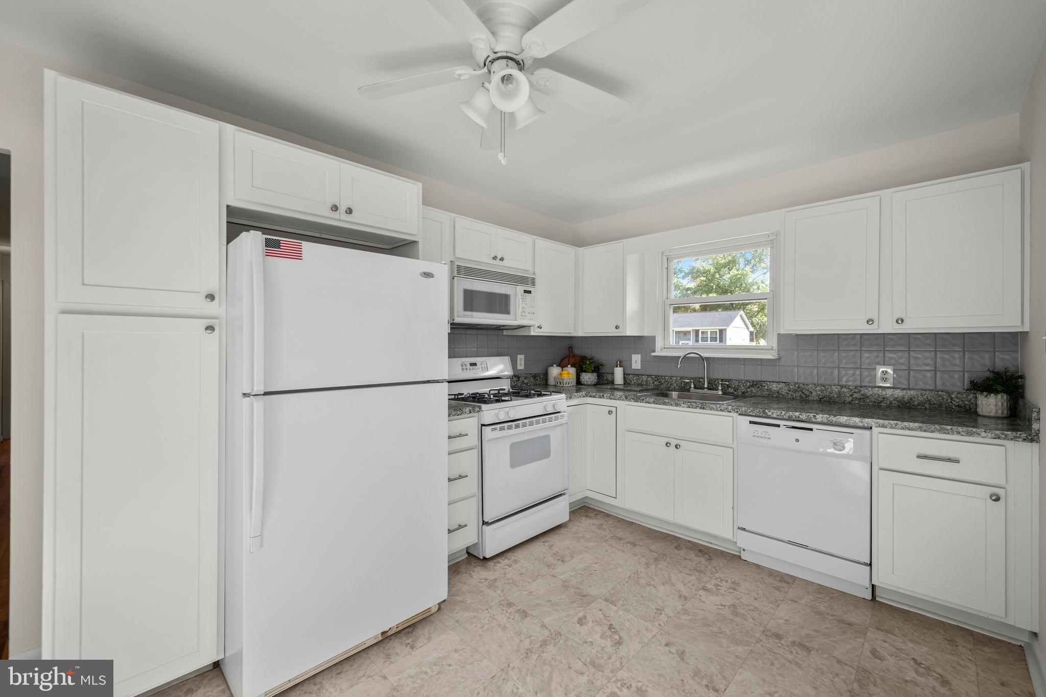 508 Old Mill Road Millersville, MD 21108 - Photo 6 of 38 Kitchen