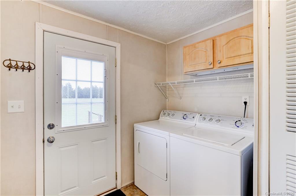 687 Fayette Road York, SC 29745 - Photo 17 of 48 a utility room with dryer and washer