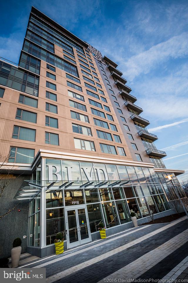 1908 Reston Metro Plaza Reston, VA 20190 - Photo 2 of 6 High Rise walk to Metro, Shopping, Dining and More
