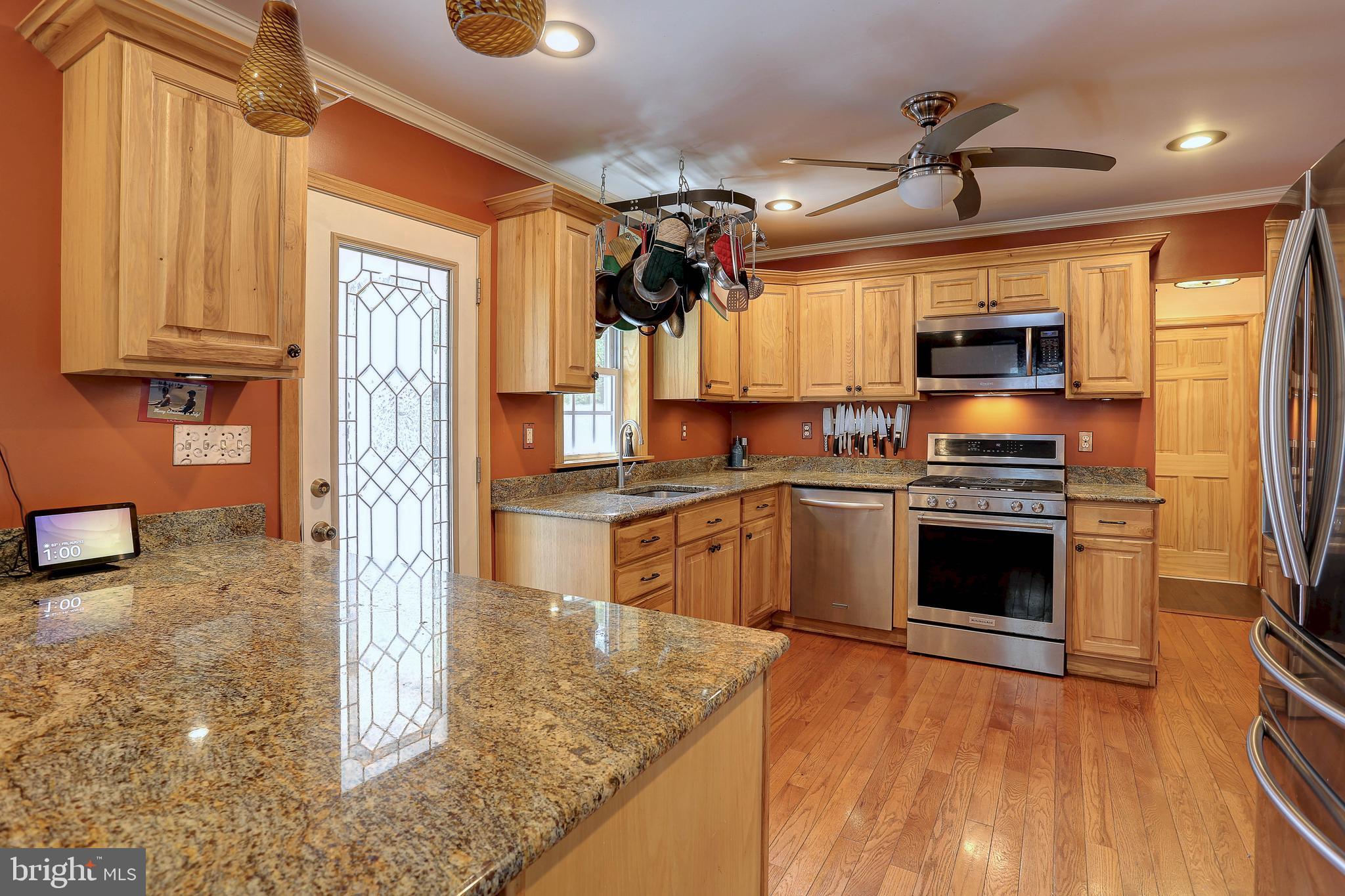 415 Hawthorne Road Linthicum Heights, MD 21090 - Photo 7 of 35 Gallery Image 7