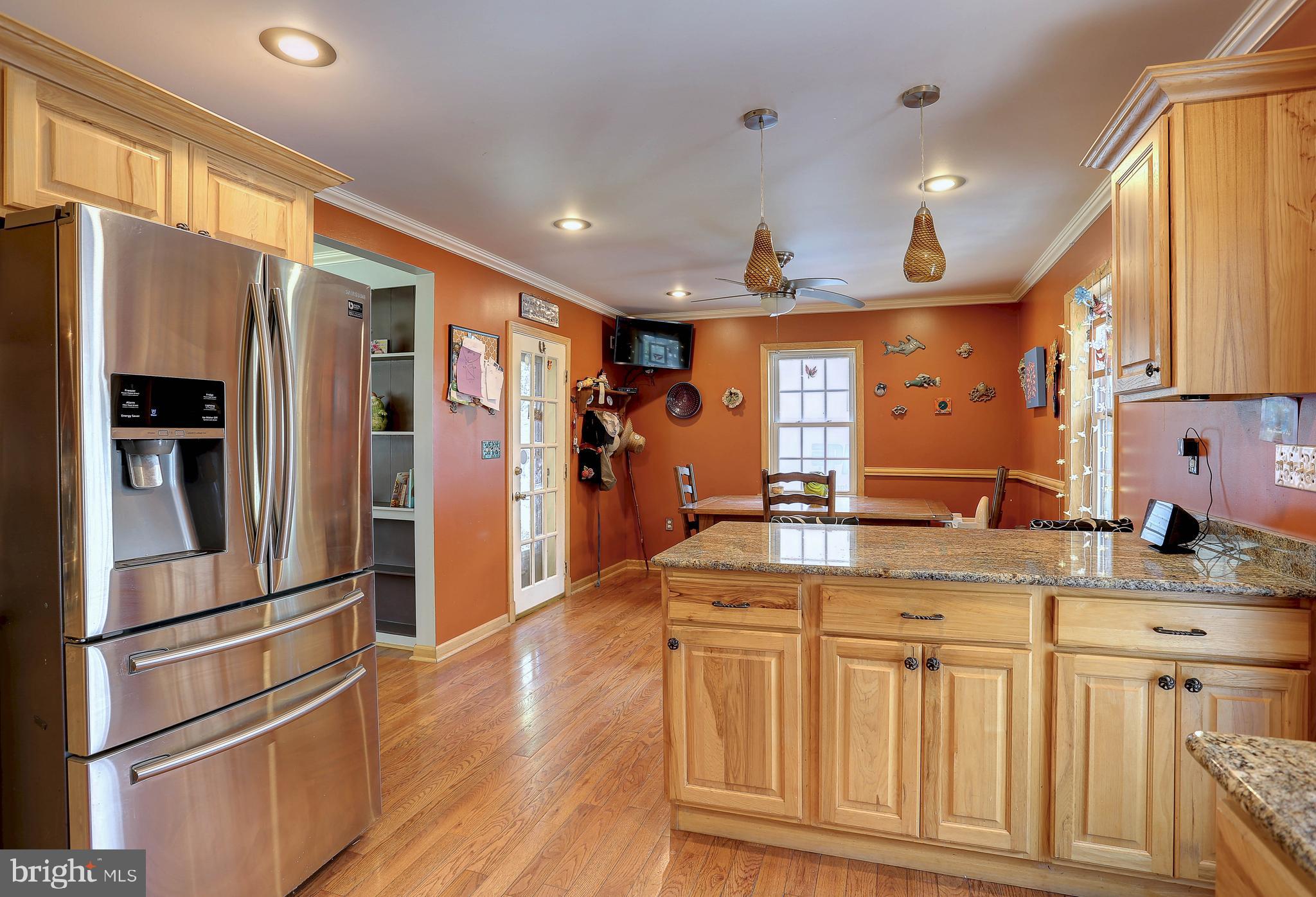 415 Hawthorne Road Linthicum Heights, MD 21090 - Photo 8 of 35 Gallery Image 8