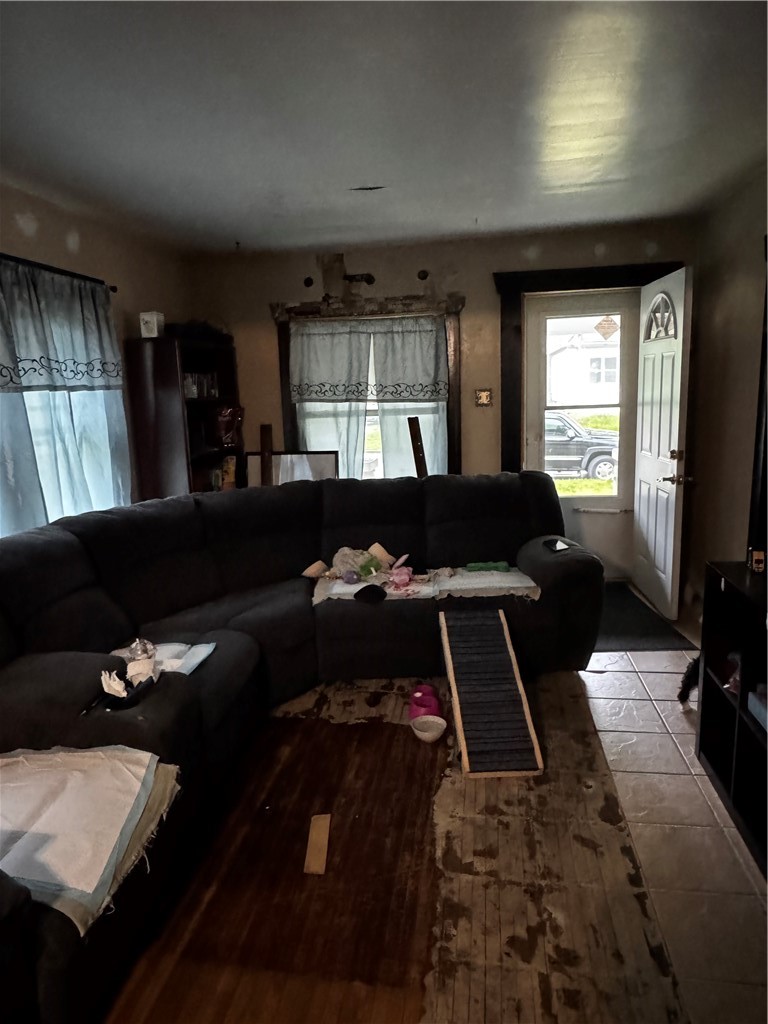 1818 North Maple Avenue Decatur, IL 62526 - Photo 5 of 15 living