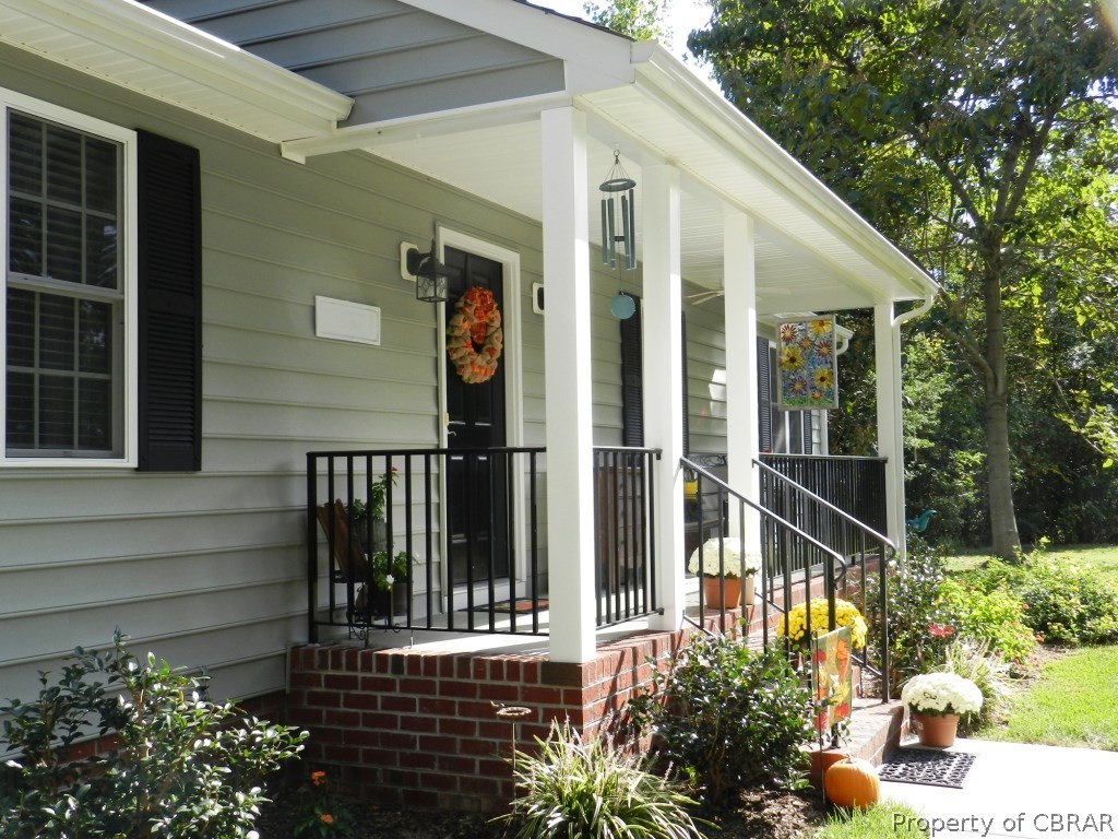 197 Chelsea Road West Point, VA 23181 - Photo 2 of 26 Entry & concrete Sidewalk