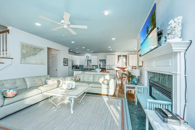 $2,250,000 | 510 East Arctic Avenue, Folly Beach, SC 29439