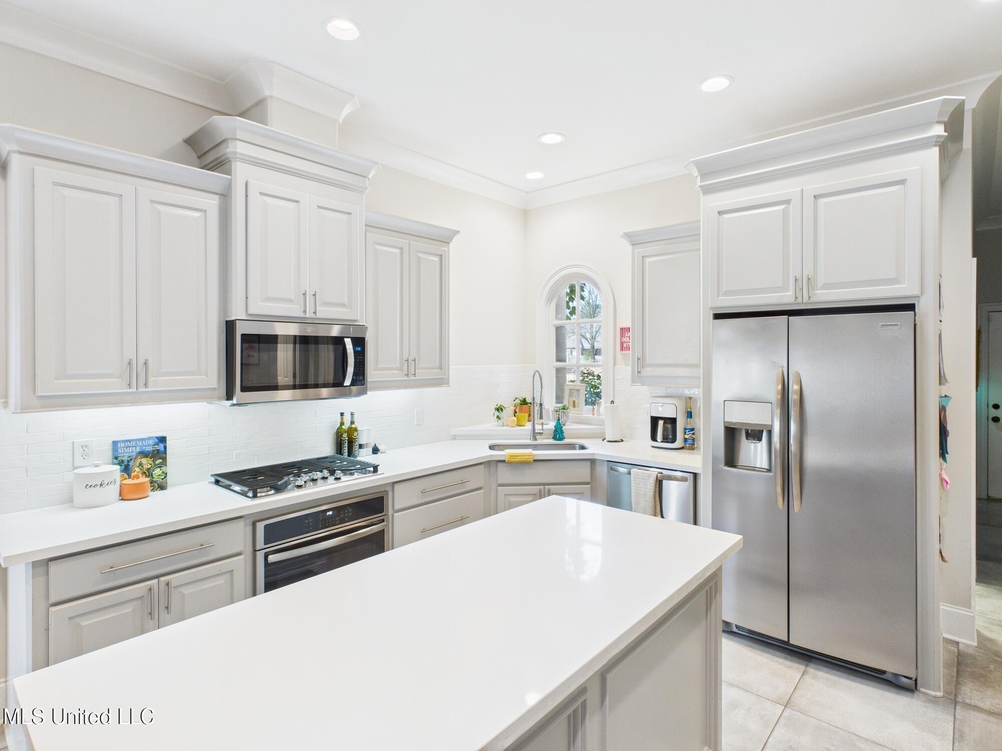 173 Caroline Club Circle Madison, MS 39110 - Photo 28 of 33 CAM02761G0-PR0040-STILL027