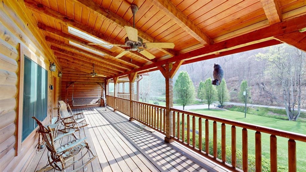 1029 Trace Creek Road Salt Rock, WV 25559 - Photo 6 of 32