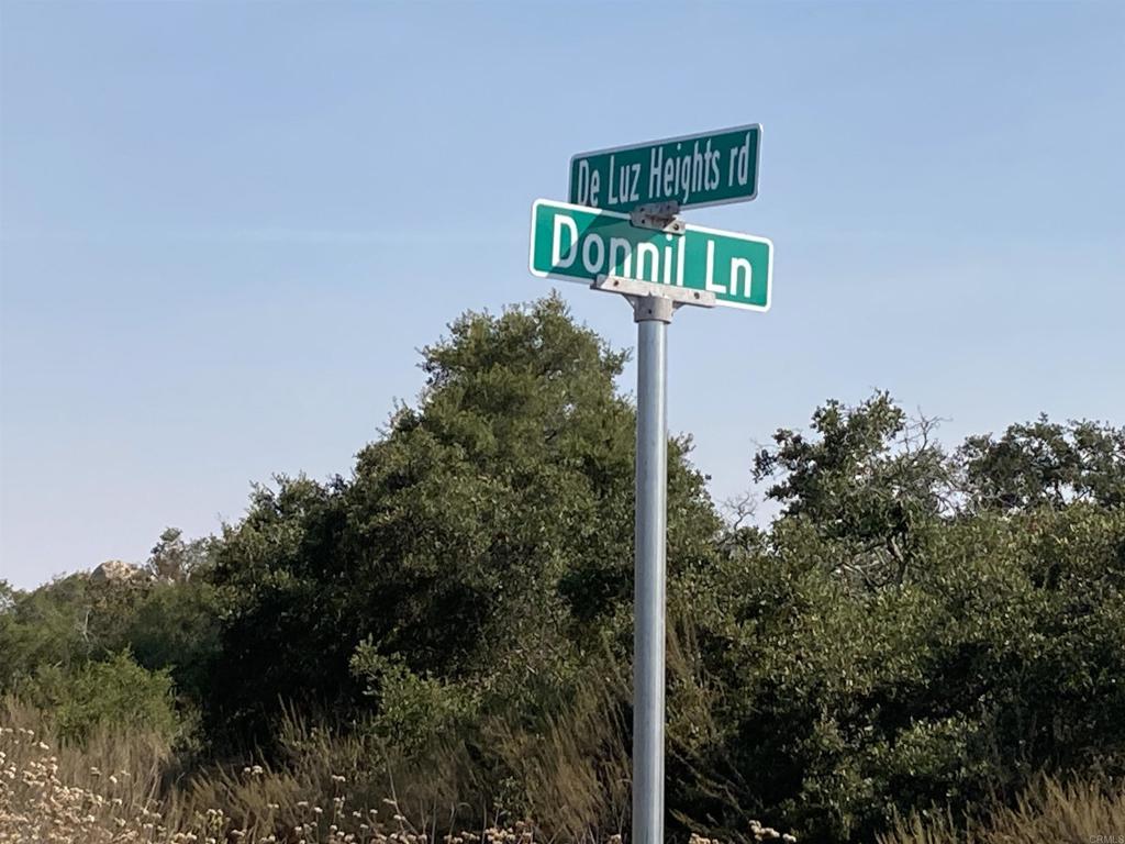 0 Donnil Lane Fallbrook, CA 92028 - Photo 9 of 35 a close up of a street sign