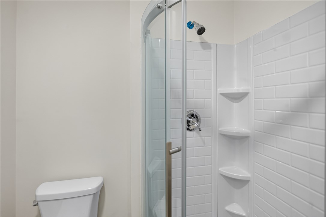 68 Uncas Street Warwick, RI 02889 - Photo 21 of 43