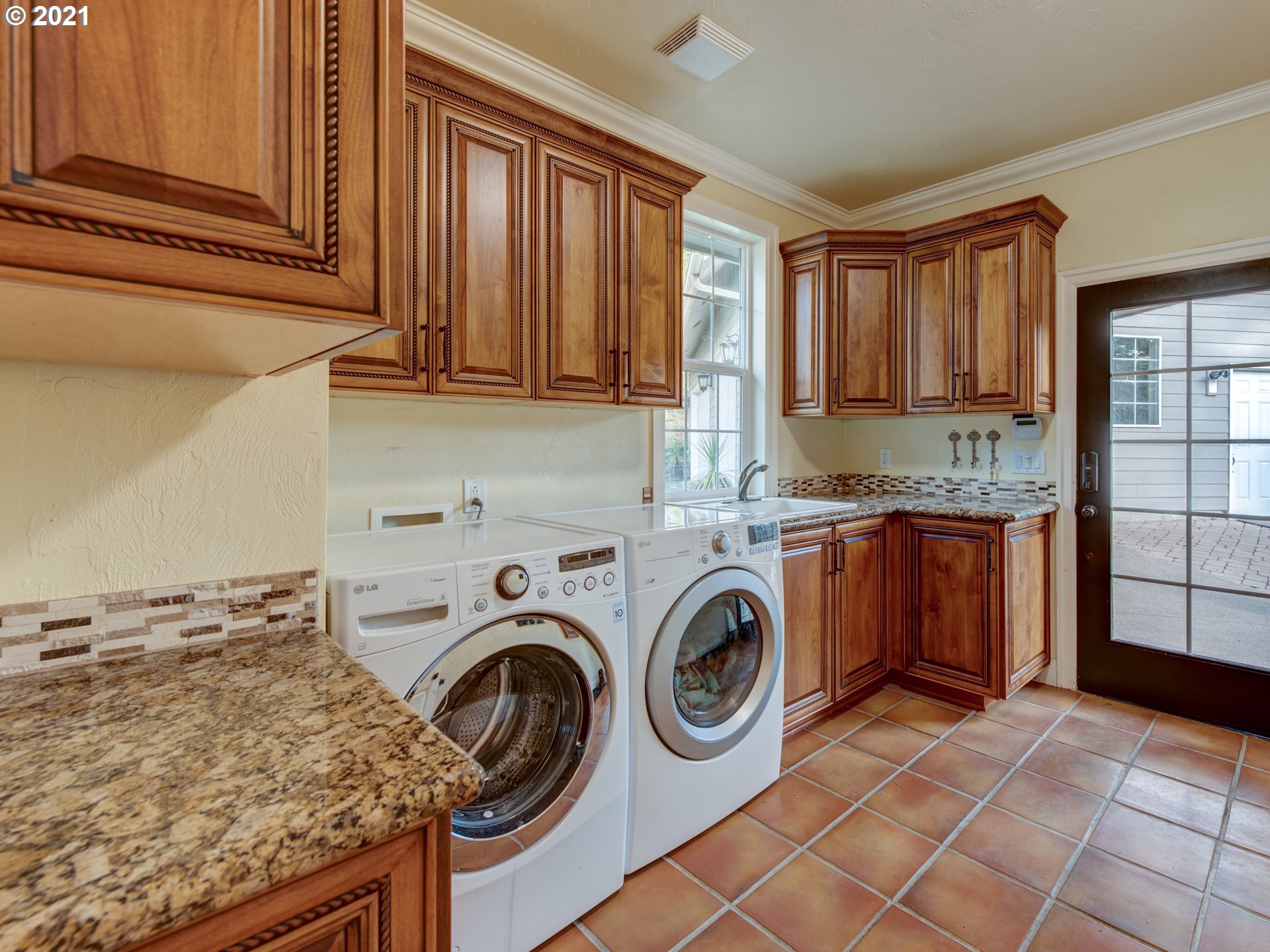 84604 Arlie Road Eugene, OR 97405 - Photo 26 of 32 Gallery Image 26