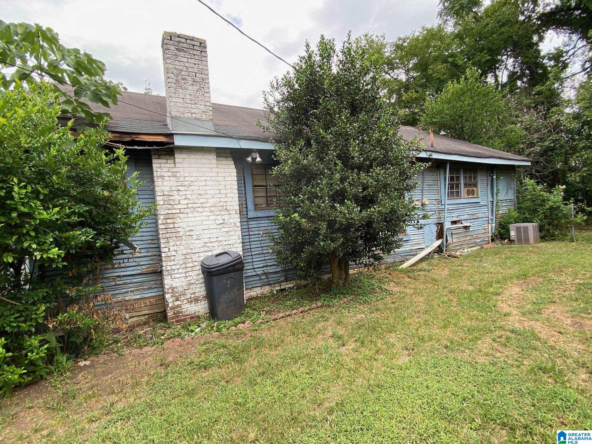 1409 24th Street Southwest Birmingham, AL 35211 - Photo 2 of 10