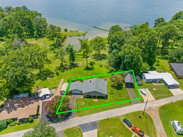 $450,000 | 620 Shadywood Lane, Avinger, TX 75630