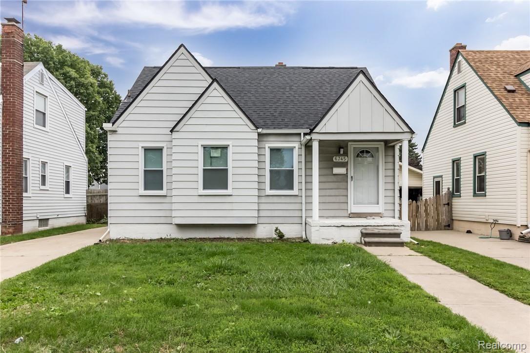 6745 Pelham-1.jpg