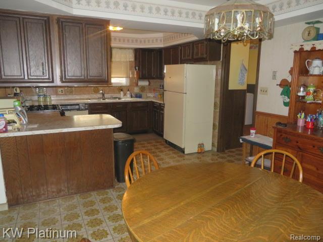 49400 Callens Road Chesterfield, MI 48047 - Photo 20 of 38