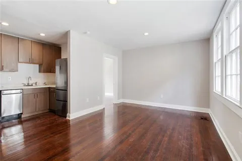 $1,700 | 910 South Carrollton Avenue, Unit B, New Orleans, LA 70118