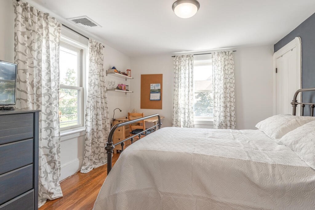 119 Paradise Road Swampscott, MA 01907 - Photo 21 of 30 Gallery Image 21