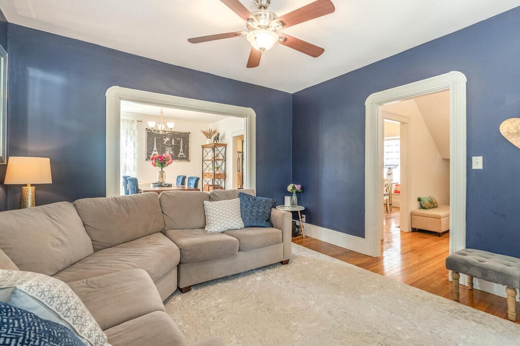 119 Paradise Road Swampscott, MA 01907 - Photo 9 of 30 Gallery Image 9