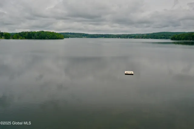 $1,195,000 | 3043 Southshore Drive East, Hagaman, NY 12086