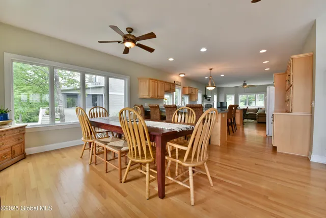 $1,195,000 | 3043 Southshore Drive East, Hagaman, NY 12086