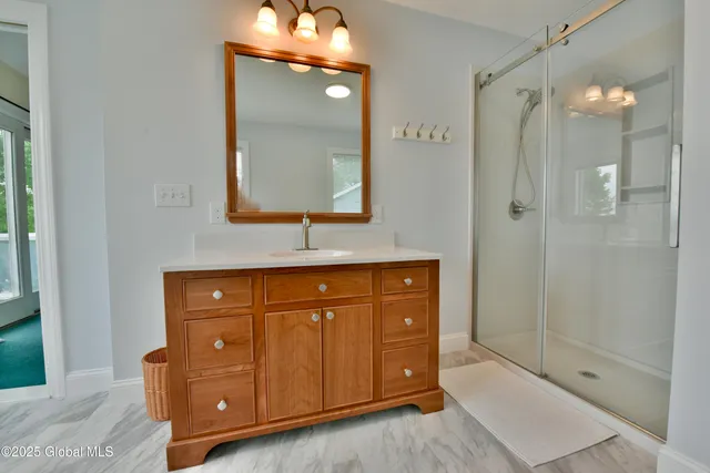 $1,195,000 | 3043 Southshore Drive East, Hagaman, NY 12086