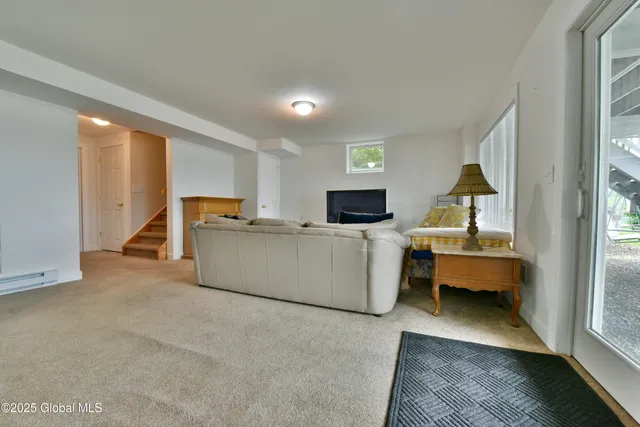 $1,195,000 | 3043 Southshore Drive East, Hagaman, NY 12086